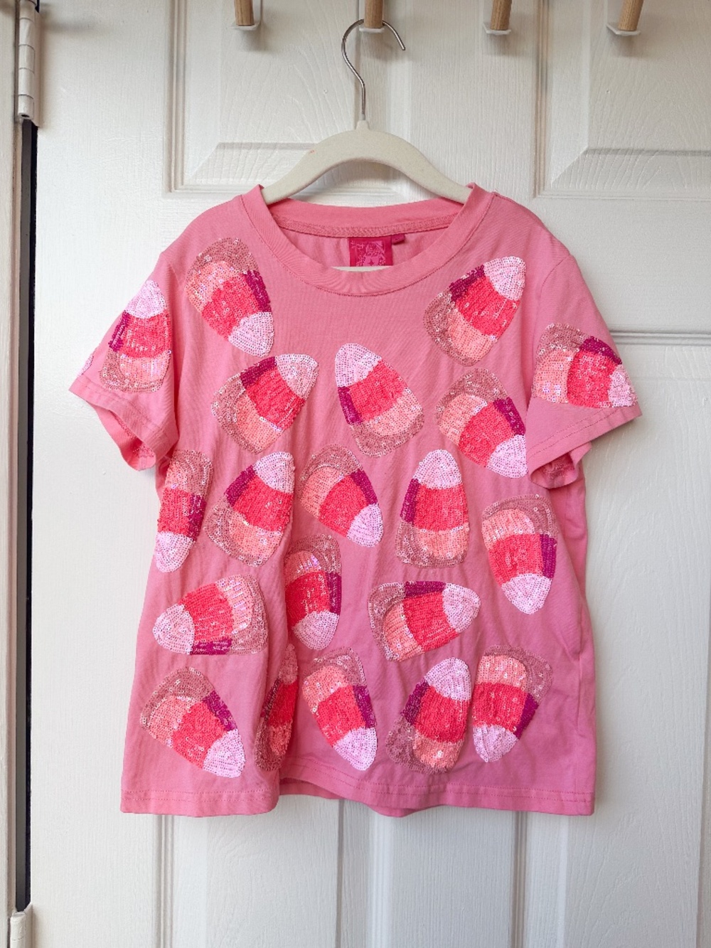 Queen of Sparkles Girls Medium Pink Candy Corn Top GUC